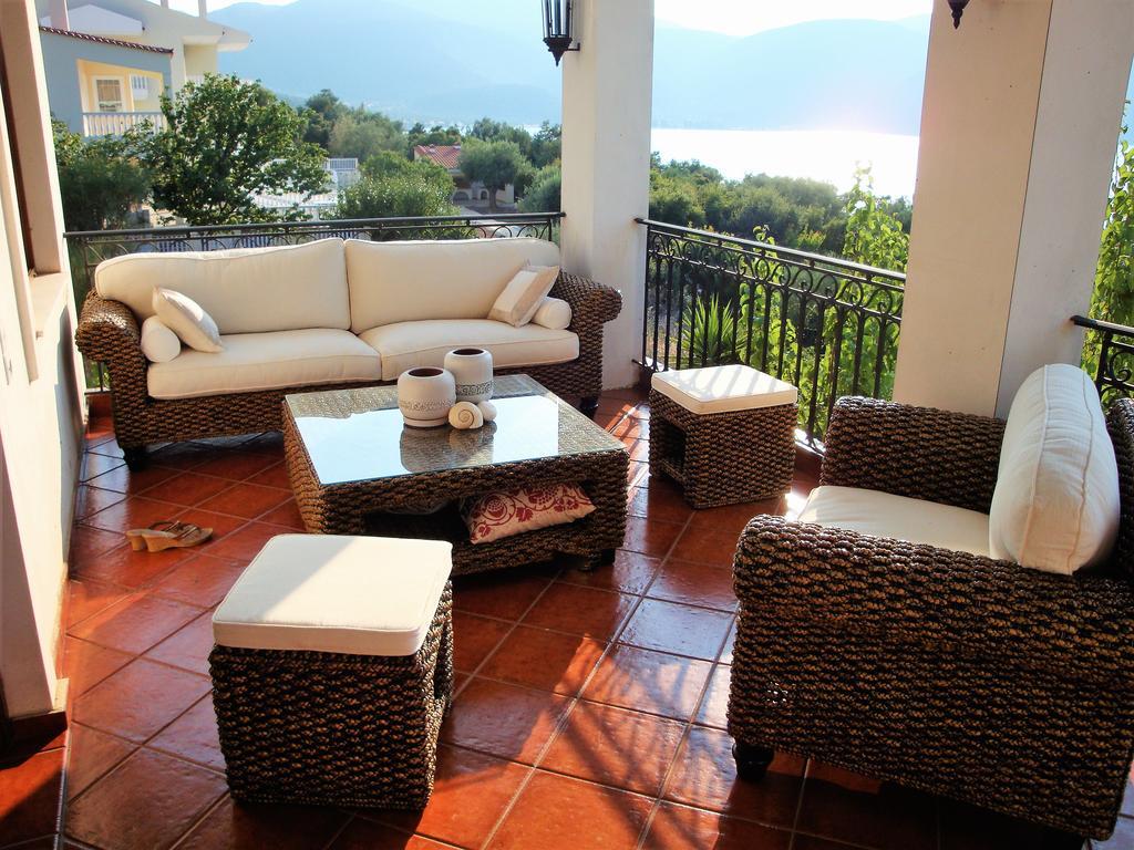 Waterfront Mediterranean Villa Skroponeria Esterno foto