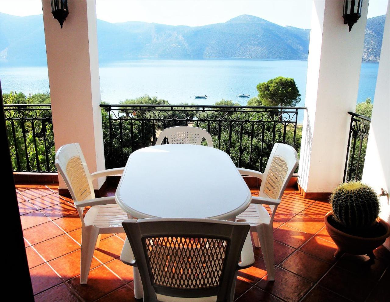 Waterfront Mediterranean Villa Skroponeria Esterno foto